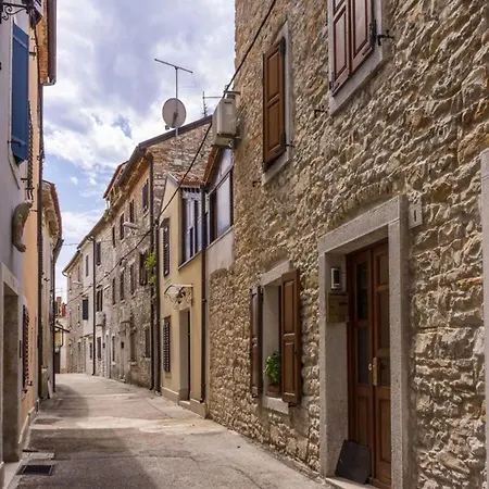 Peaceful In Avonija * Murine